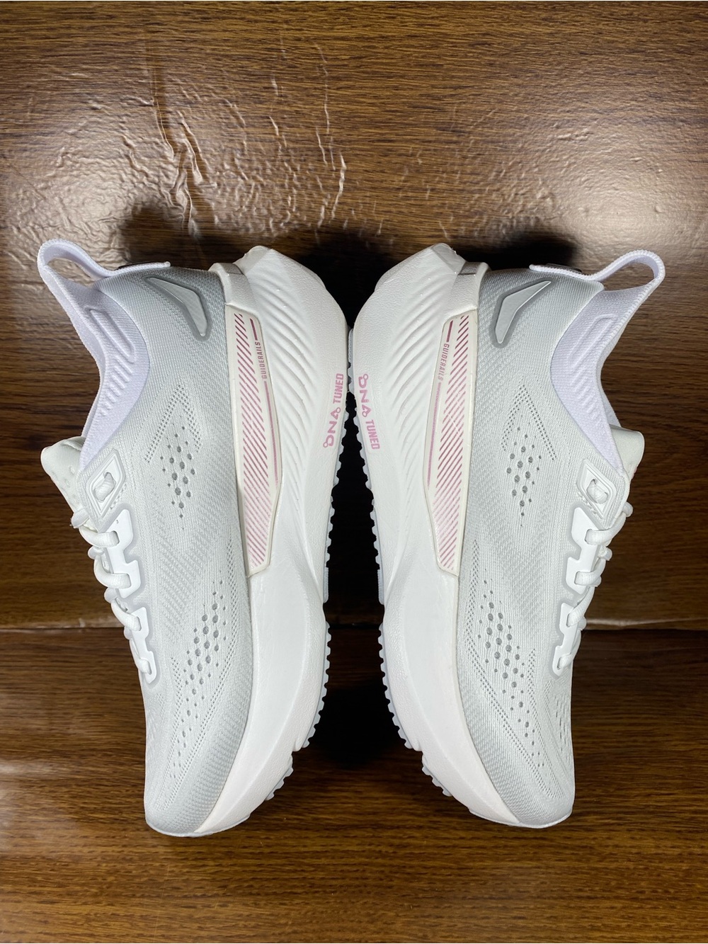 Brooks Glycerin 23 women’s shoe size 7.5 - Picture 7 of 12